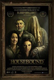 دانلود فیلم Housebound 201418389-1215845302