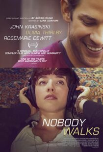 دانلود فیلم Nobody Walks 2012102829-1259389256